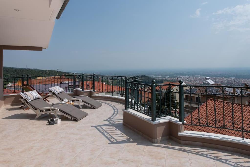 Апартаменты Amazing View With Huge Balcony Верия Экстерьер фото