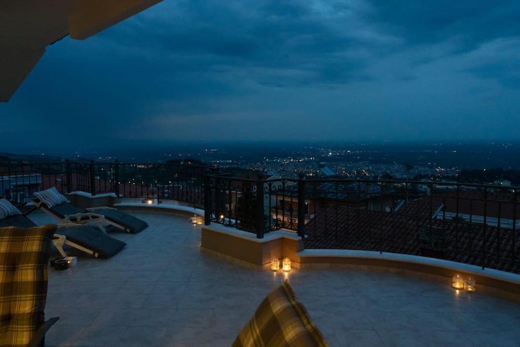 Апартаменты Amazing View With Huge Balcony Верия Экстерьер фото